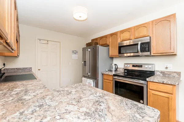 $249,900 | 1270 Stewart Drive, Ypsilanti, MI 48198