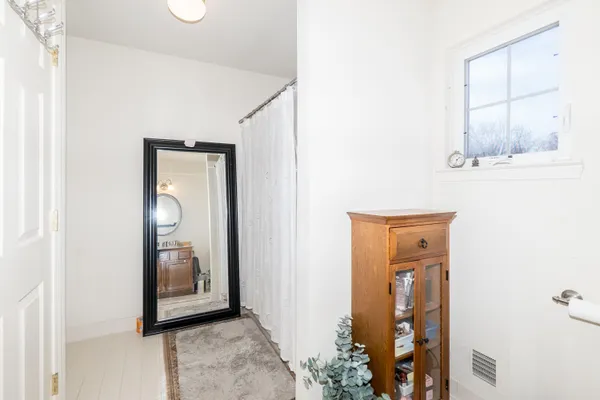 $249,900 | 1270 Stewart Drive, Ypsilanti, MI 48198