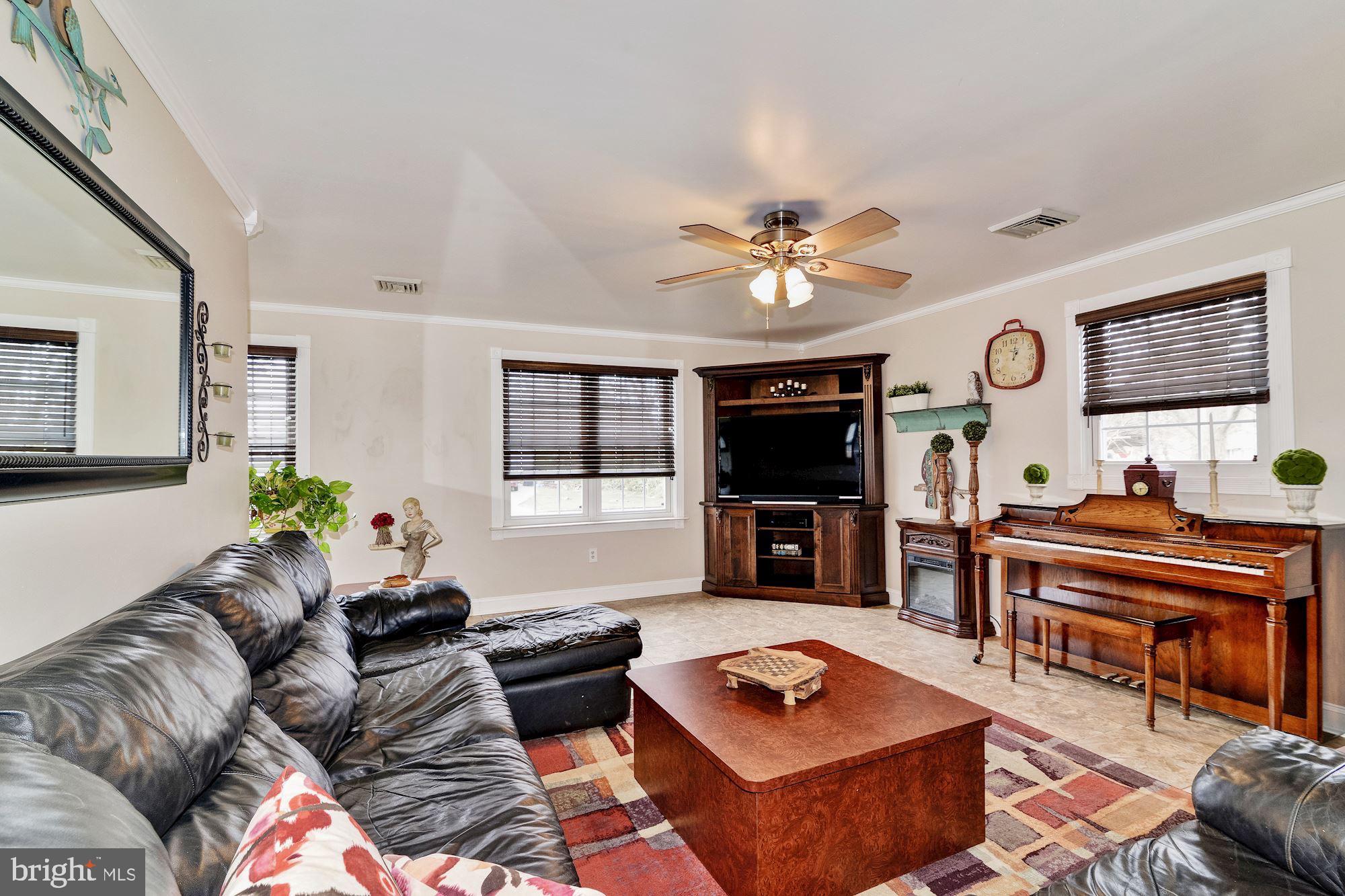 1 Willingboro Road Sewell, NJ 08080 - Photo 7 of 36