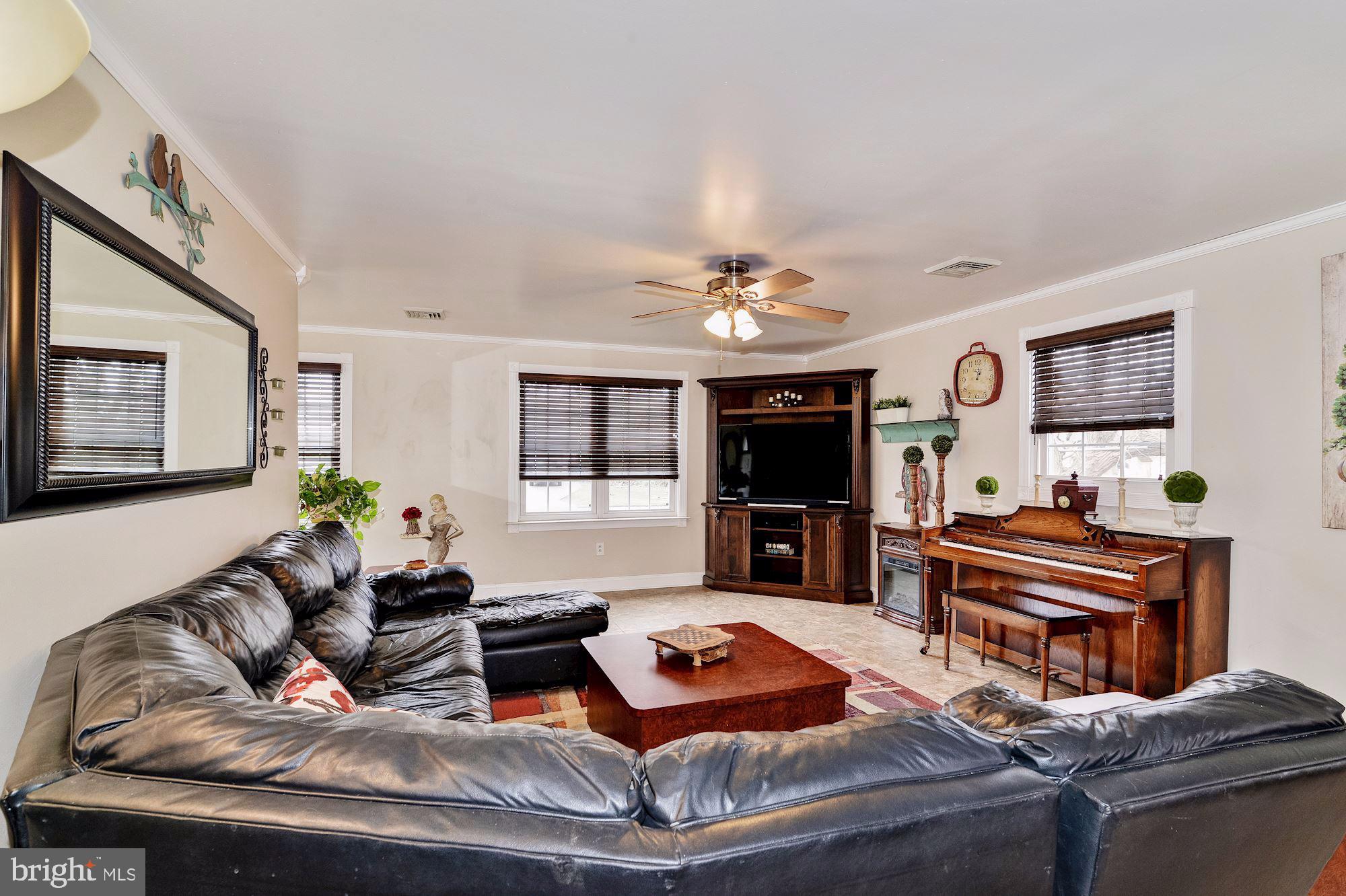 1 Willingboro Road Sewell, NJ 08080 - Photo 8 of 36