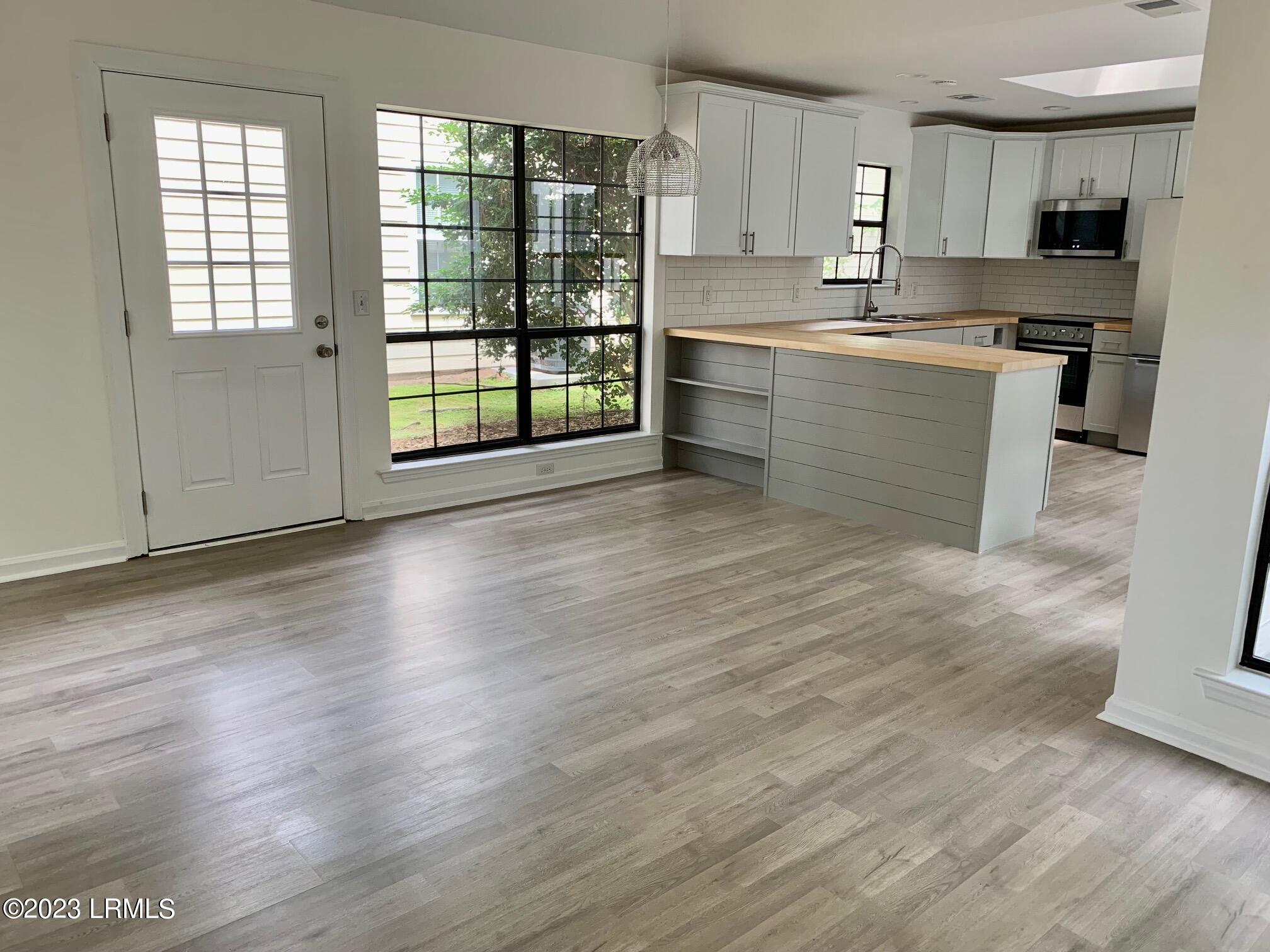 921 Oyster Cove Road Beaufort, SC 29902 - Photo 6 of 17 OC 19