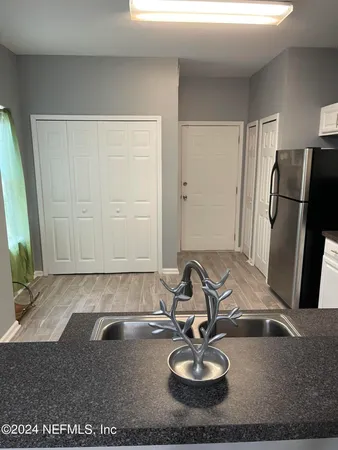 $1,500 | 4727 Playpen Drive, Jacksonville, FL 32210