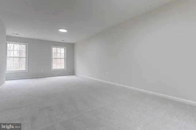 $524,900 | 4536 Forestburg Lane, Triangle, VA 22172