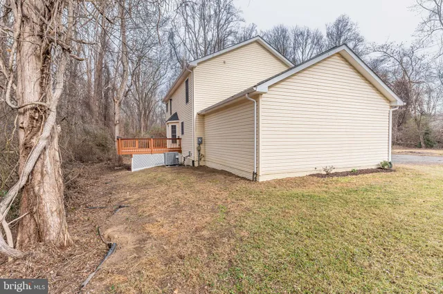 $524,900 | 4536 Forestburg Lane, Triangle, VA 22172