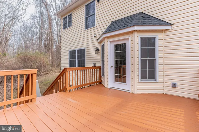 $524,900 | 4536 Forestburg Lane, Triangle, VA 22172