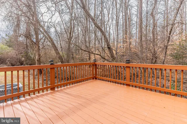 $524,900 | 4536 Forestburg Lane, Triangle, VA 22172