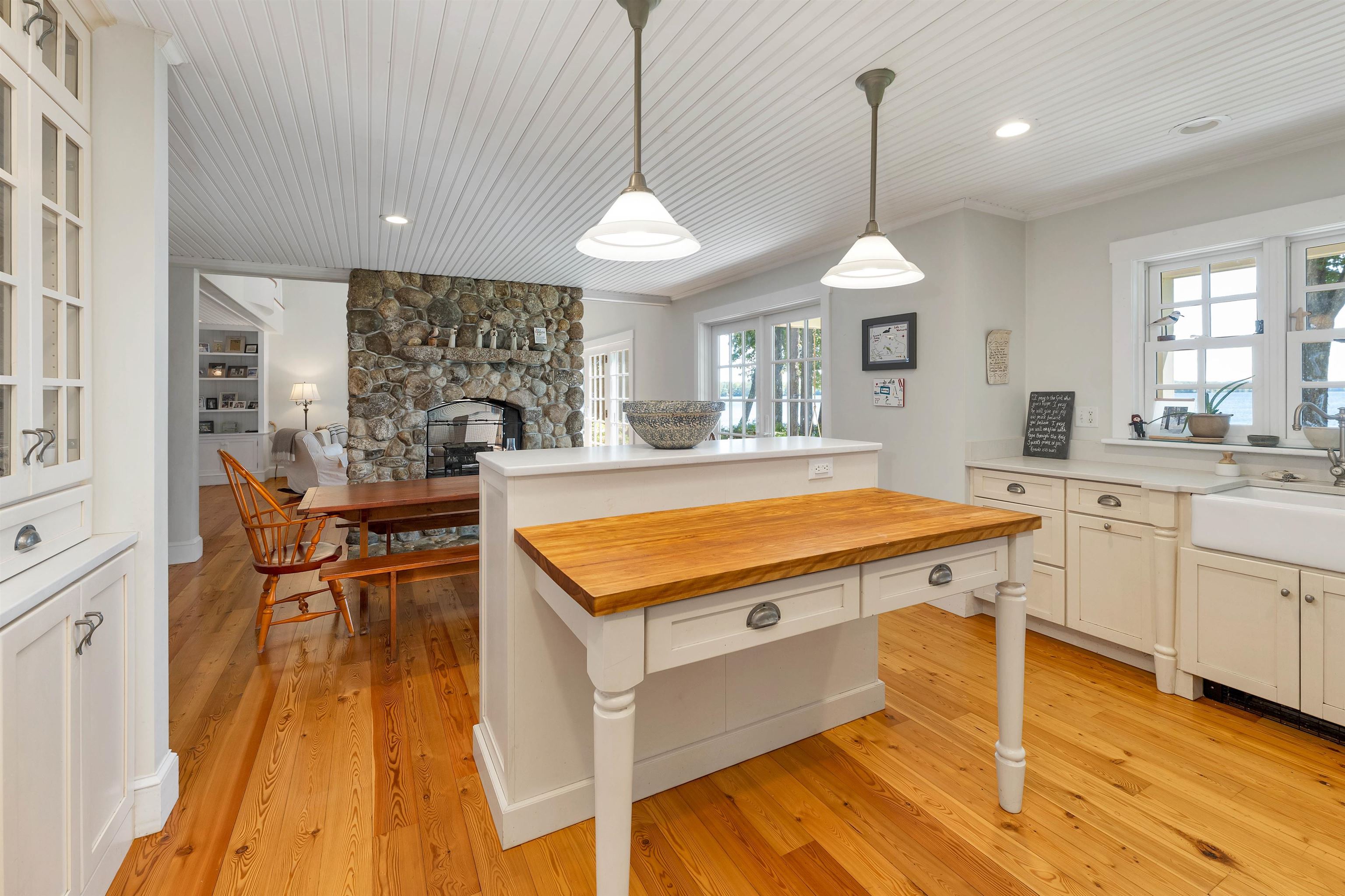 140 Holden Shore Road Wolfeboro, NH 03894 - Photo 17 of 58