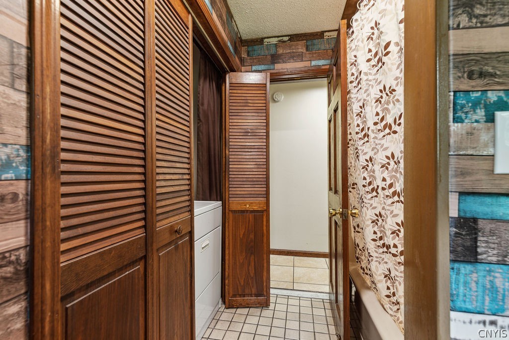 7 Banjo Lane Scriba, NY 13126 - Photo 12 of 24 1st Floor Full Bath w/ Laundry