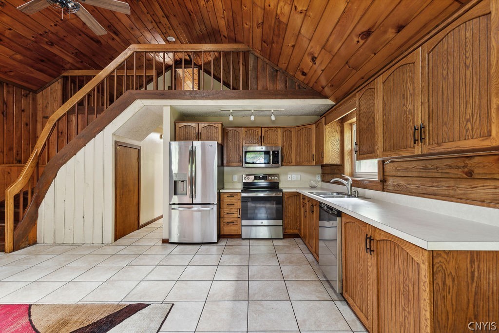 7 Banjo Lane Scriba, NY 13126 - Photo 4 of 24 Kitchen/Dining