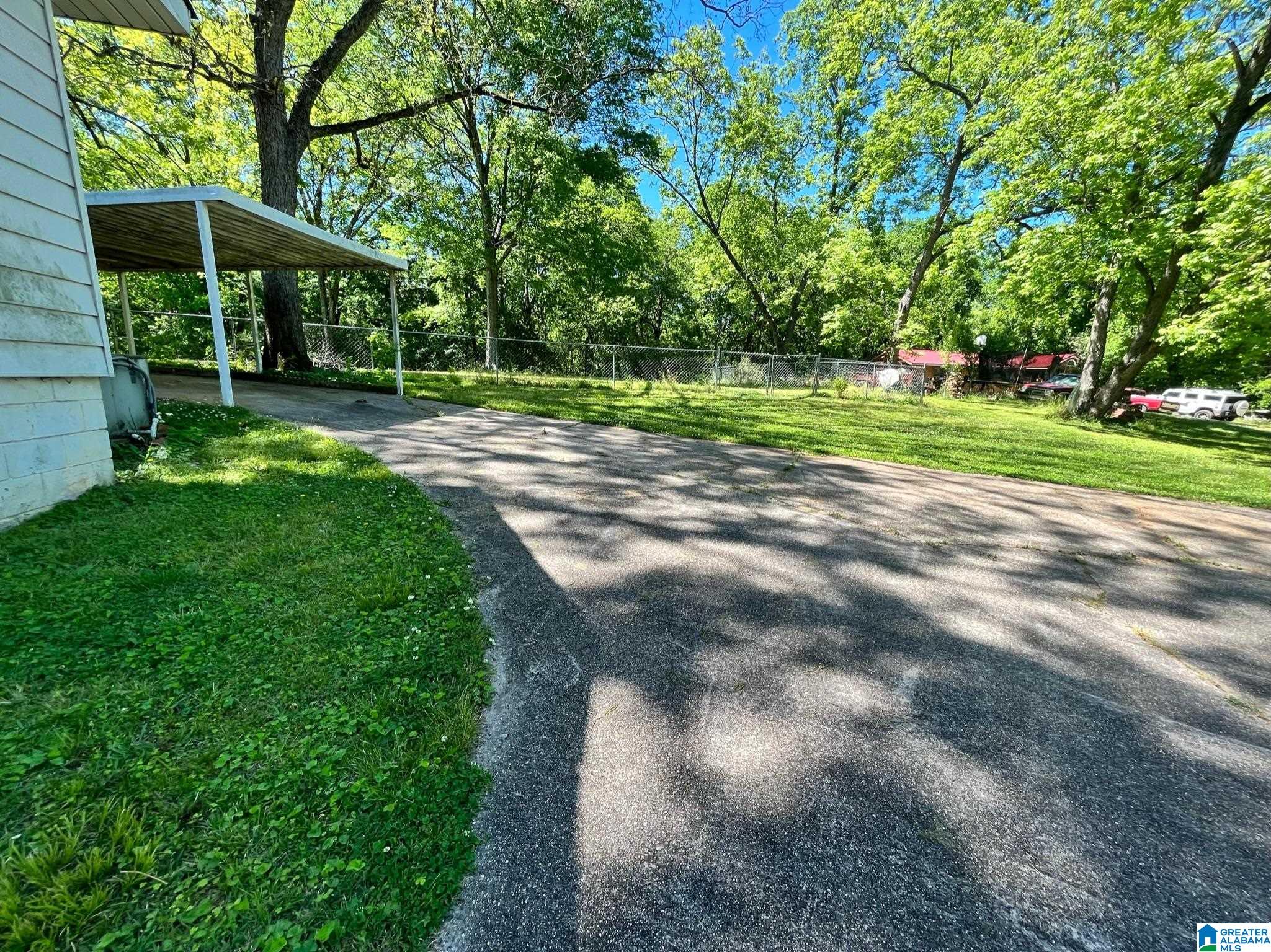 1014 Eastern Valley Road Bessemer, AL 35020 - Photo 43 of 48