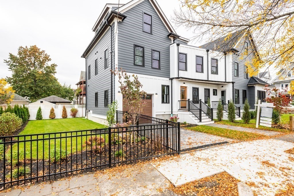 7 Waldo Road, Unit RD Arlington, MA 02474 - Photo 1 of 42 Gallery Image 1