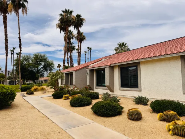 $2,200 | 43376 Cook Street, Unit 6, Palm Desert, CA 92211