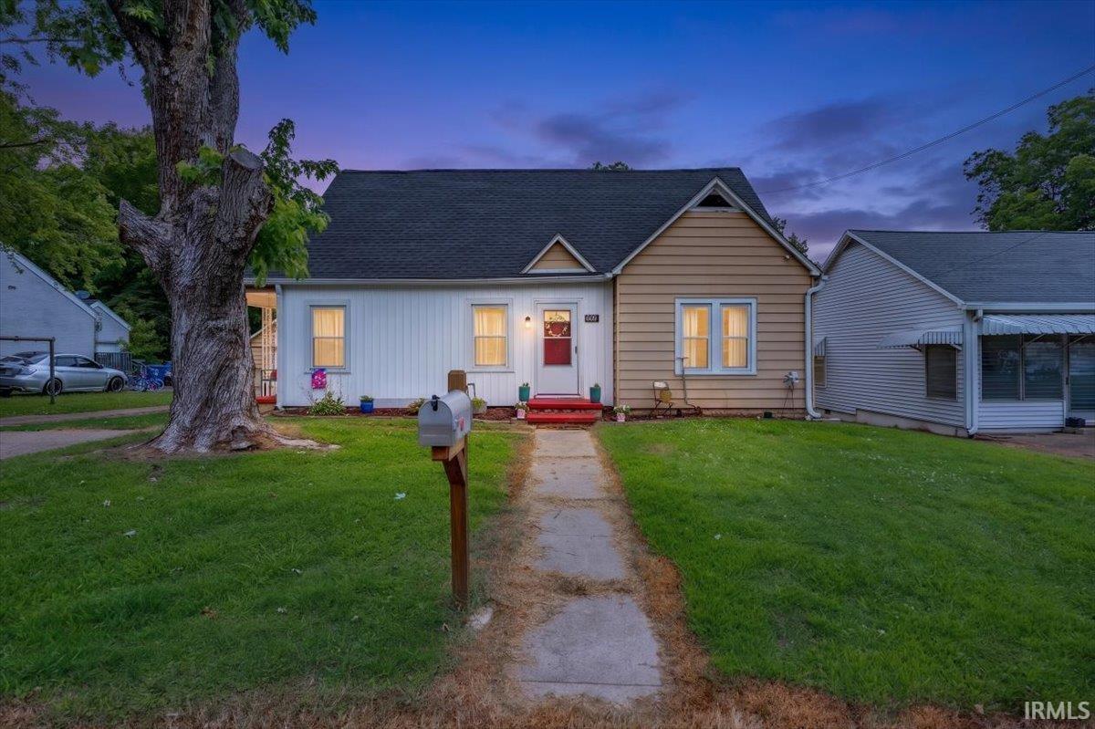 609 Center Street Rockport, IN 47635 - Photo 1 of 44