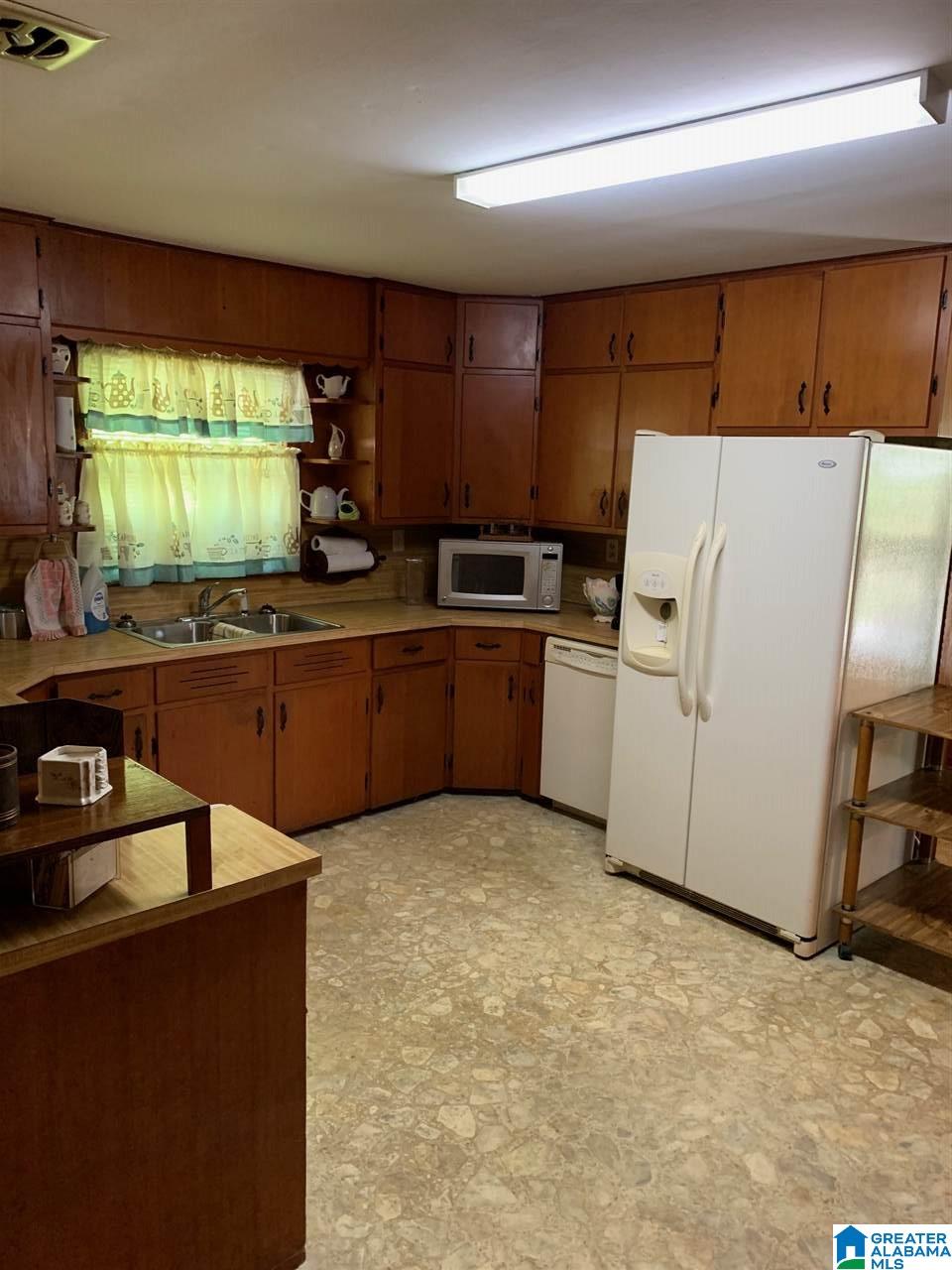 3816 Midway Road Adamsville, AL 35005 - Photo 5 of 28