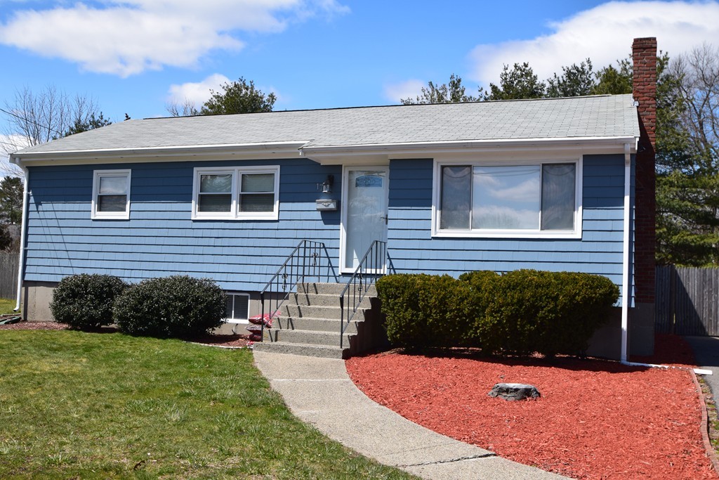 17 Michael Road Randolph, MA 02368 - Photo 1 of 21 Gallery Image 1