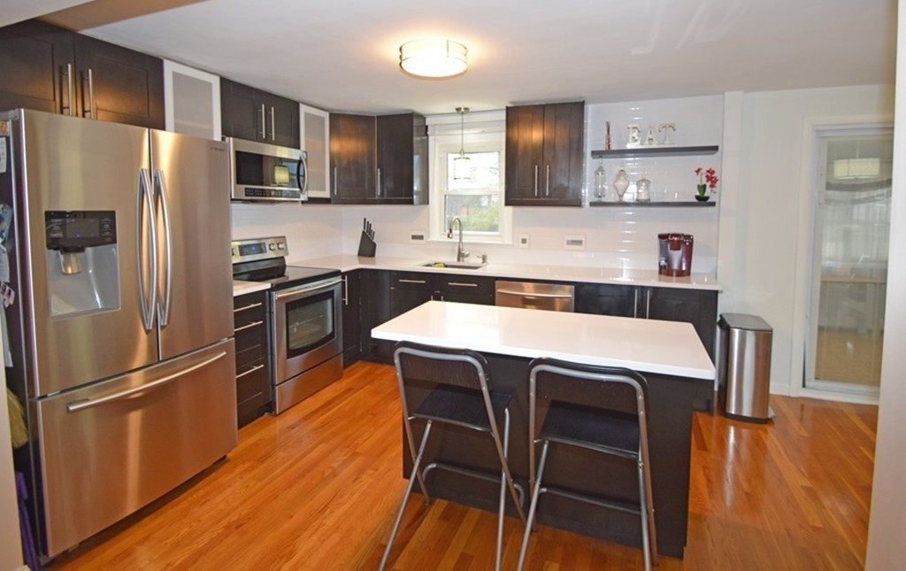 17 Michael Road Randolph, MA 02368 - Photo 6 of 21 Gallery Image 6