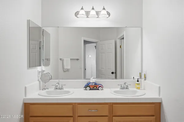 $830,000 | 521 Y Place, Lompoc, CA 93436