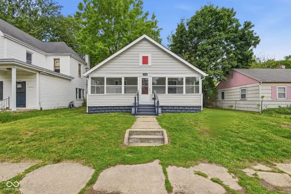 $129,900 | 1324 West 4th Street, Anderson, IN 46016