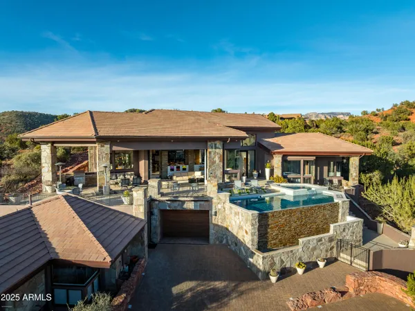 $3,995,000 | 200 Scenic Drive, Sedona, AZ 86336