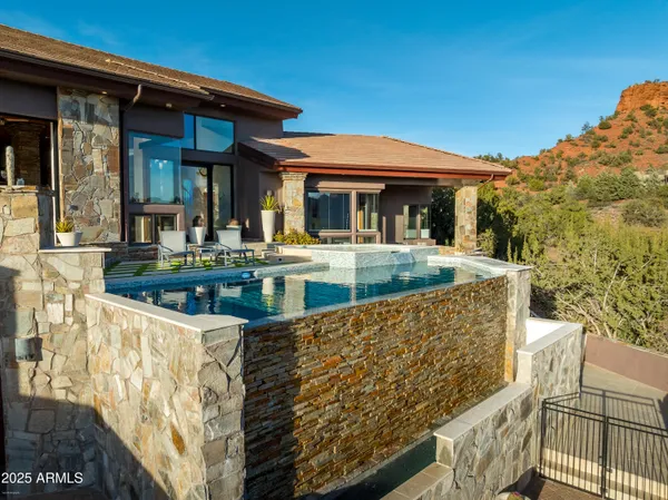 $3,995,000 | 200 Scenic Drive, Sedona, AZ 86336