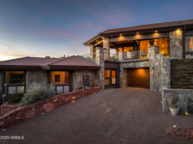 $3,995,000 | 200 Scenic Drive, Sedona, AZ 86336