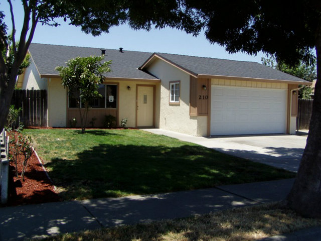 210 Graf Road Hollister, CA 95023 - Photo 2 of 13 Gallery Image 2