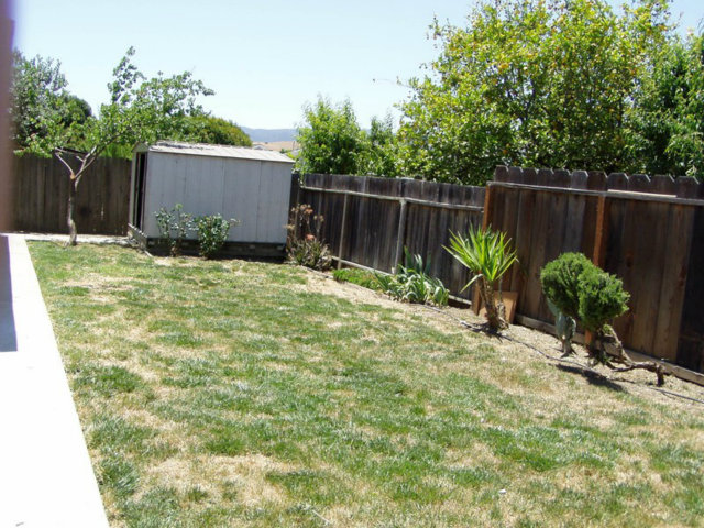 210 Graf Road Hollister, CA 95023 - Photo 4 of 13 Gallery Image 4