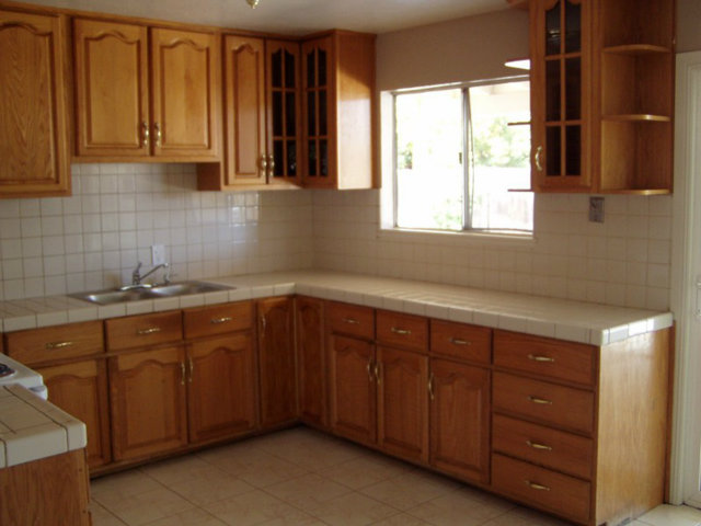 210 Graf Road Hollister, CA 95023 - Photo 6 of 13 Gallery Image 6