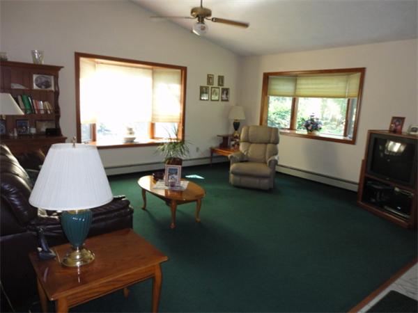 409 Groton Road Westford, MA 01886 - Photo 13 of 29 Gallery Image 13