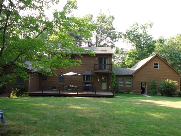409 Groton Road Westford, MA 01886 - Photo 4 of 29 Gallery Image 4