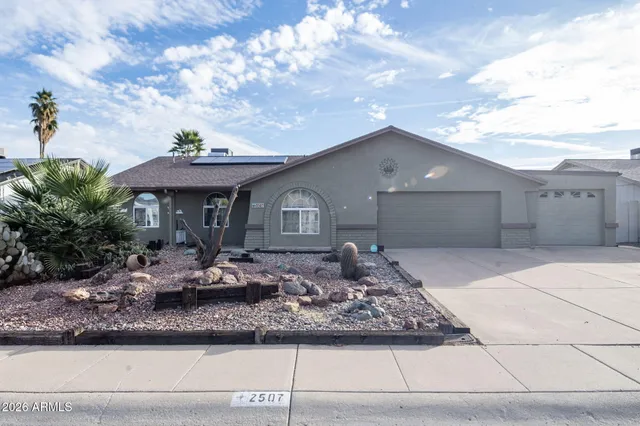 $450,000 | 2507 West Surrey Avenue, Phoenix, AZ 85029