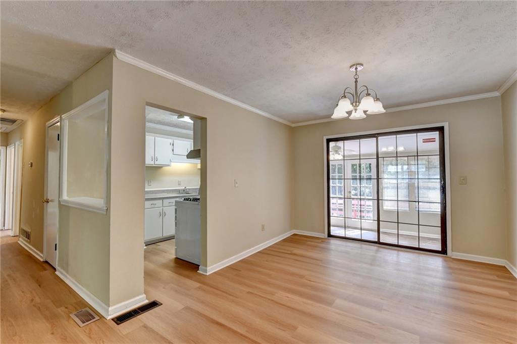 2484 Rhoanoke Drive Duluth, GA 30096 - Photo 9 of 43