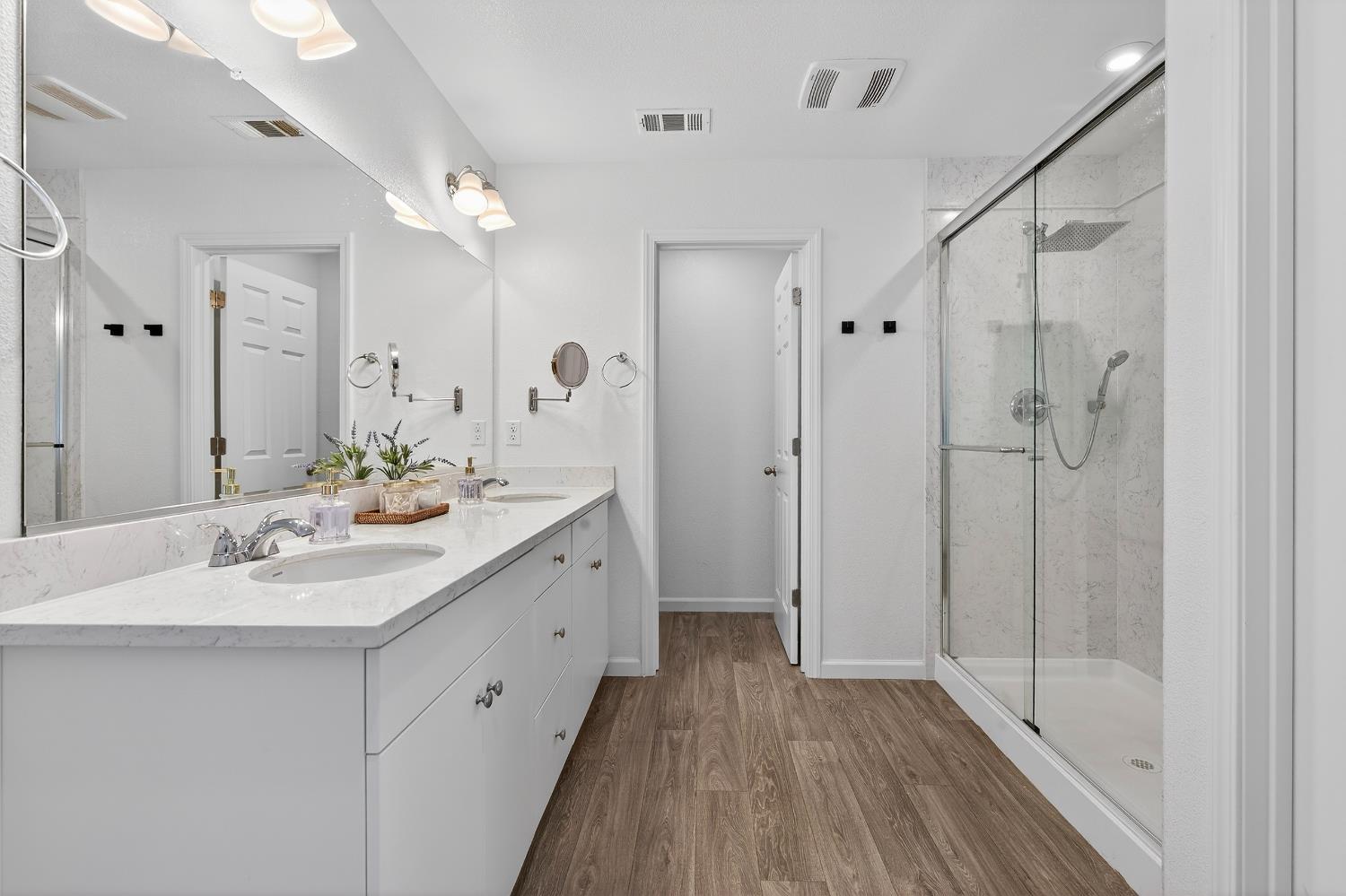 10124 Wayfaring Drive Stockton, CA 95219 - Photo 20 of 54