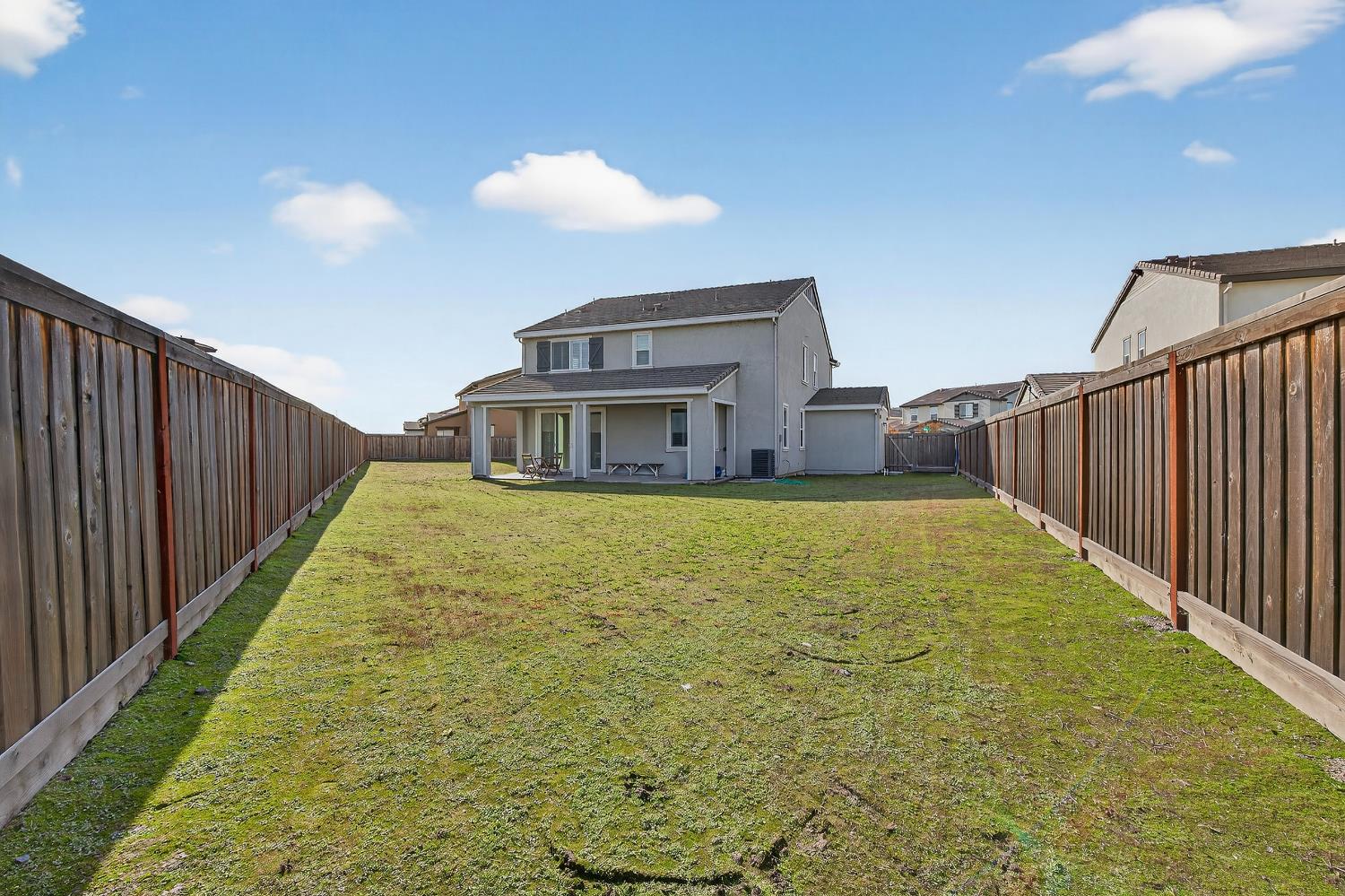 10124 Wayfaring Drive Stockton, CA 95219 - Photo 36 of 54