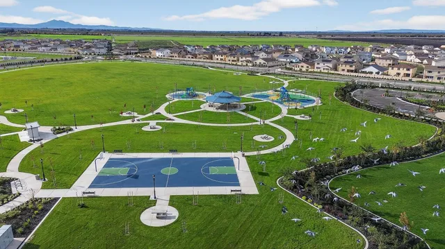 a view of outdoor space