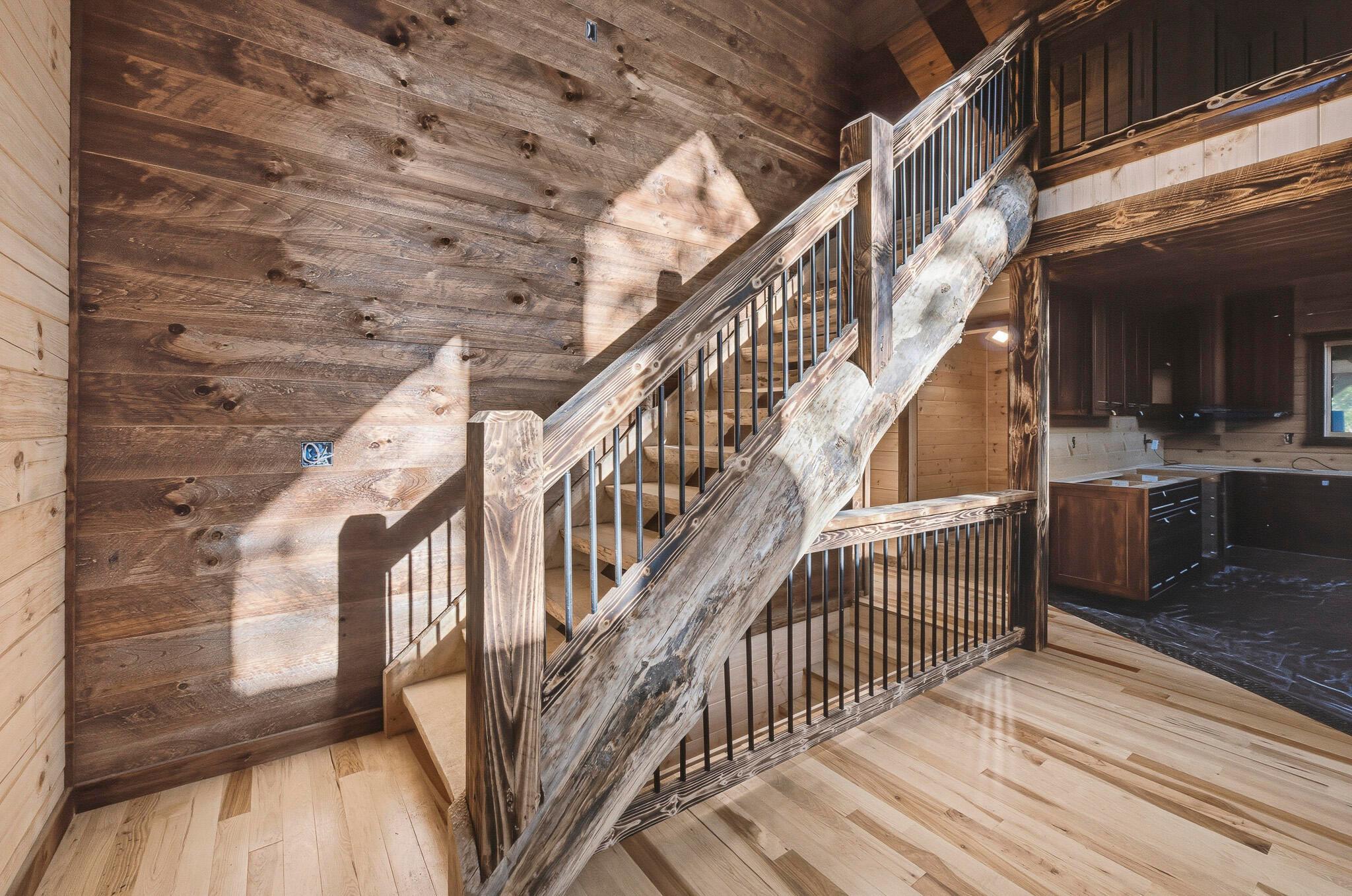 28068 Blackjack Road Logan, OH 43138 - Photo 24 of 57 Stairs