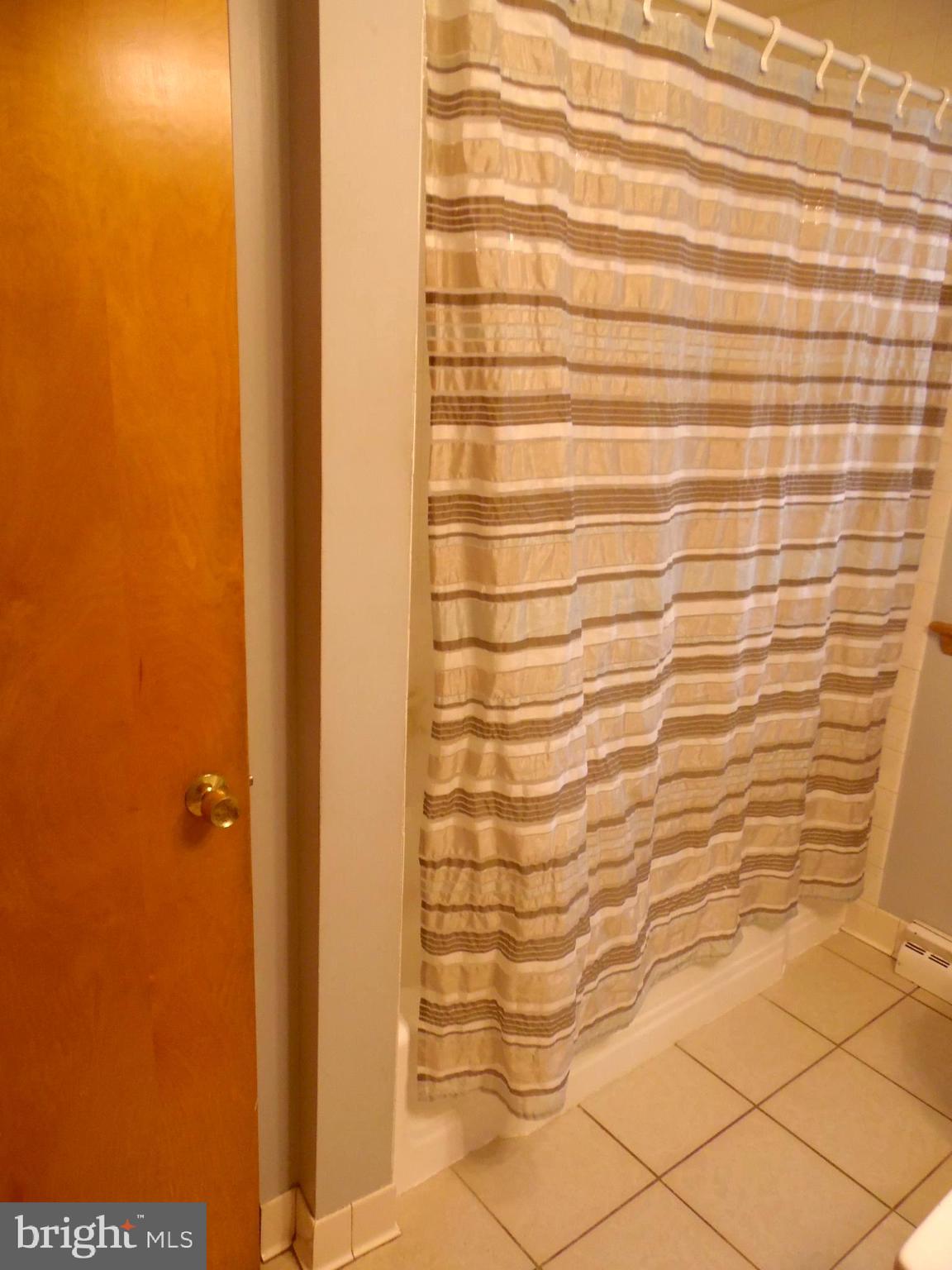 12406 Gramlich Road Southwest Cumberland, MD 21502 - Photo 18 of 48 A linen closet too.....