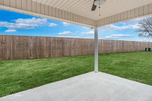 $2,300 | 732 Crozier Drive, Bossier City, LA 71111