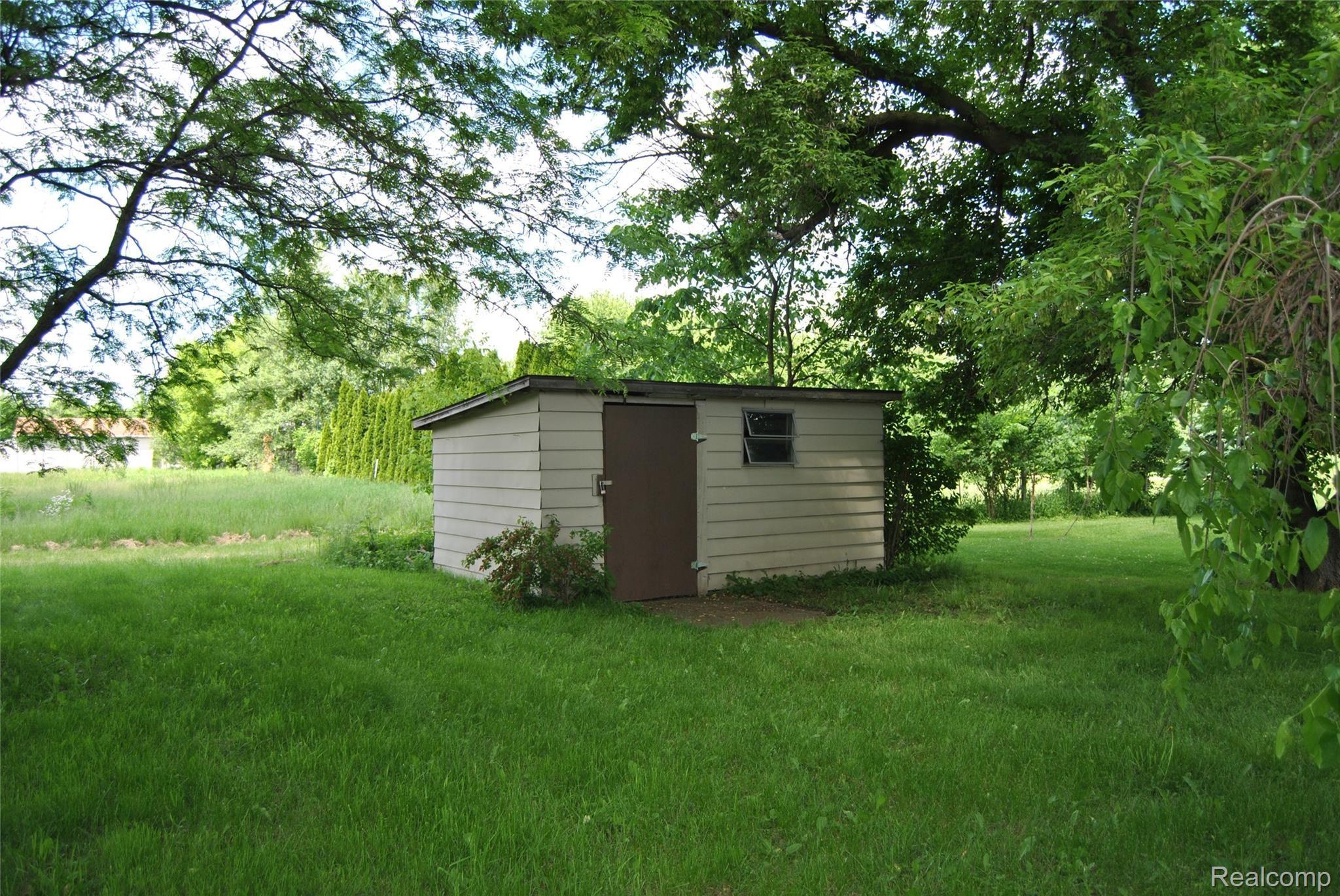 2793 Imlay City Road Lapeer, MI 48446 - Photo 13 of 22 DSC_0101.JPG