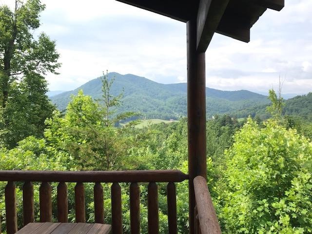 3820 Teaberry Ridge Lane Sevierville, TN 37862 - Photo 30 of 34 Gallery Image 30
