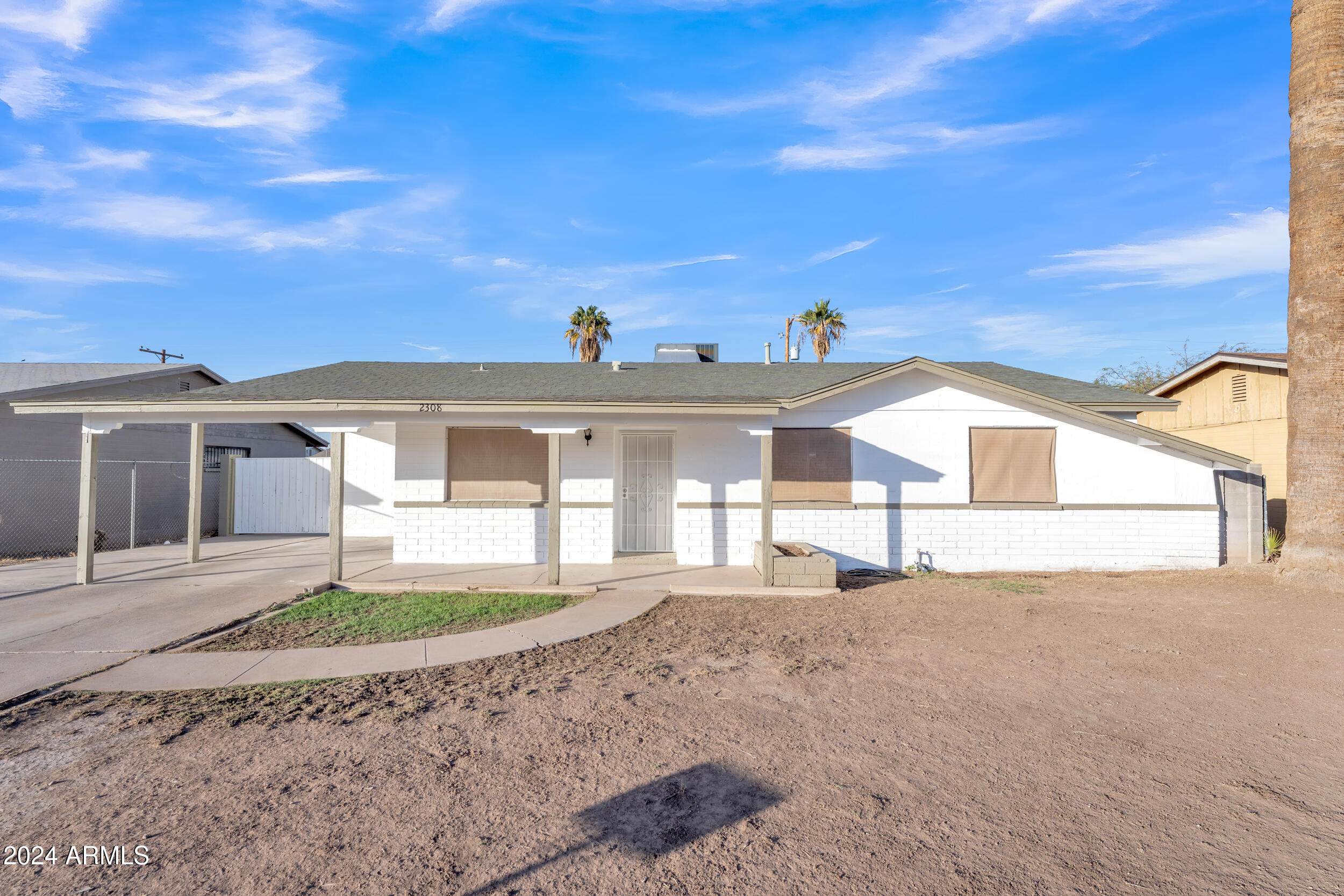 2308 East Chipman Road Phoenix, AZ 85040 - Photo 2 of 26 Front