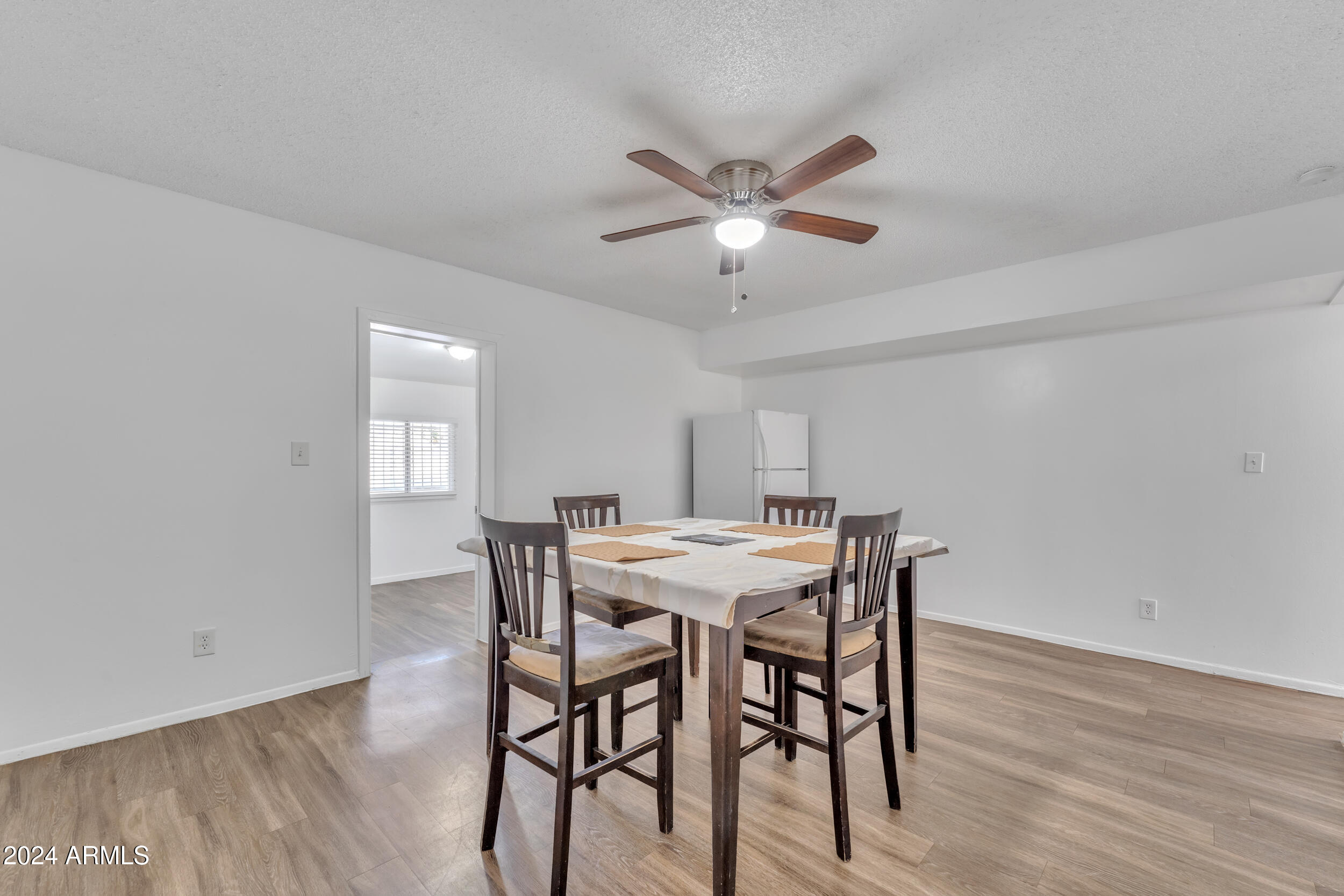 2308 East Chipman Road Phoenix, AZ 85040 - Photo 8 of 26 Dining