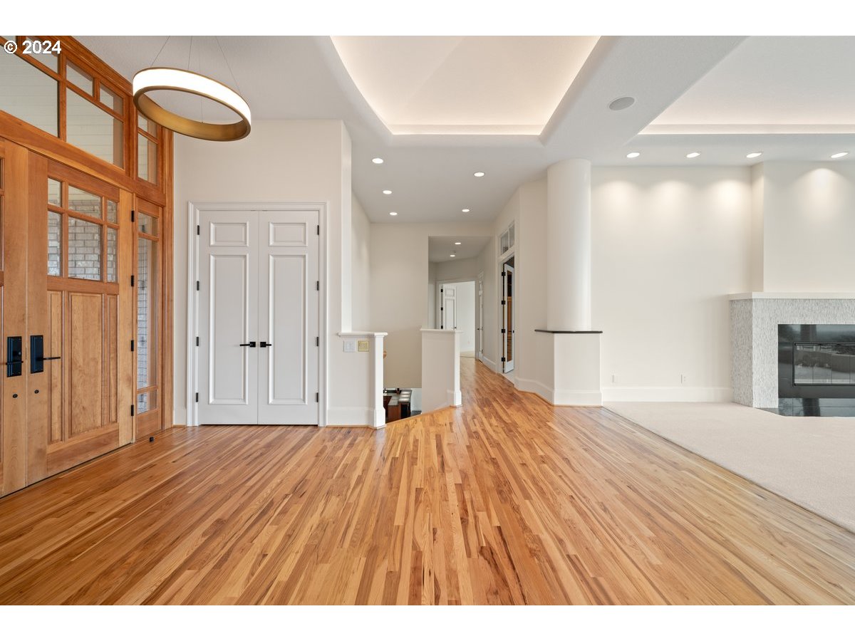 9430 Northwest Kaiser Road Portland, OR 97231 - Photo 13 of 48