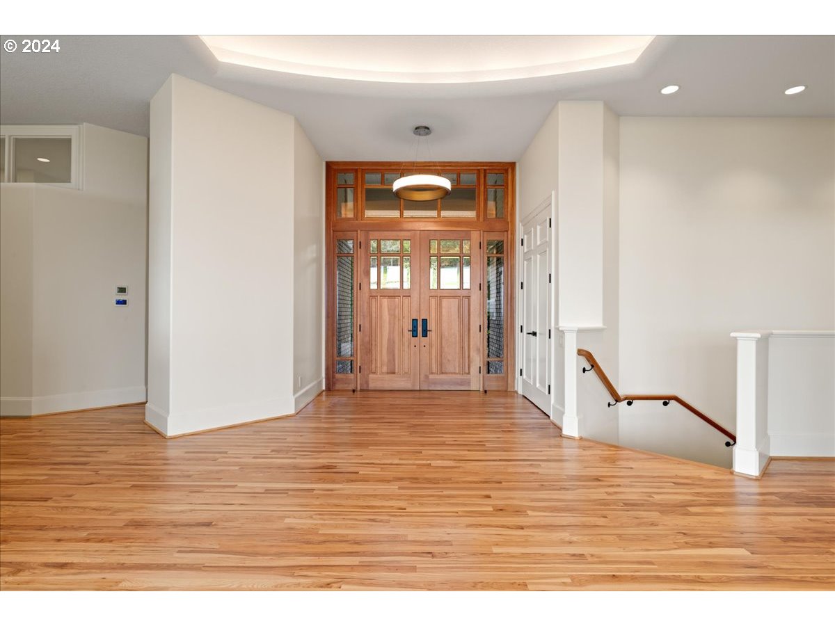 9430 Northwest Kaiser Road Portland, OR 97231 - Photo 17 of 48