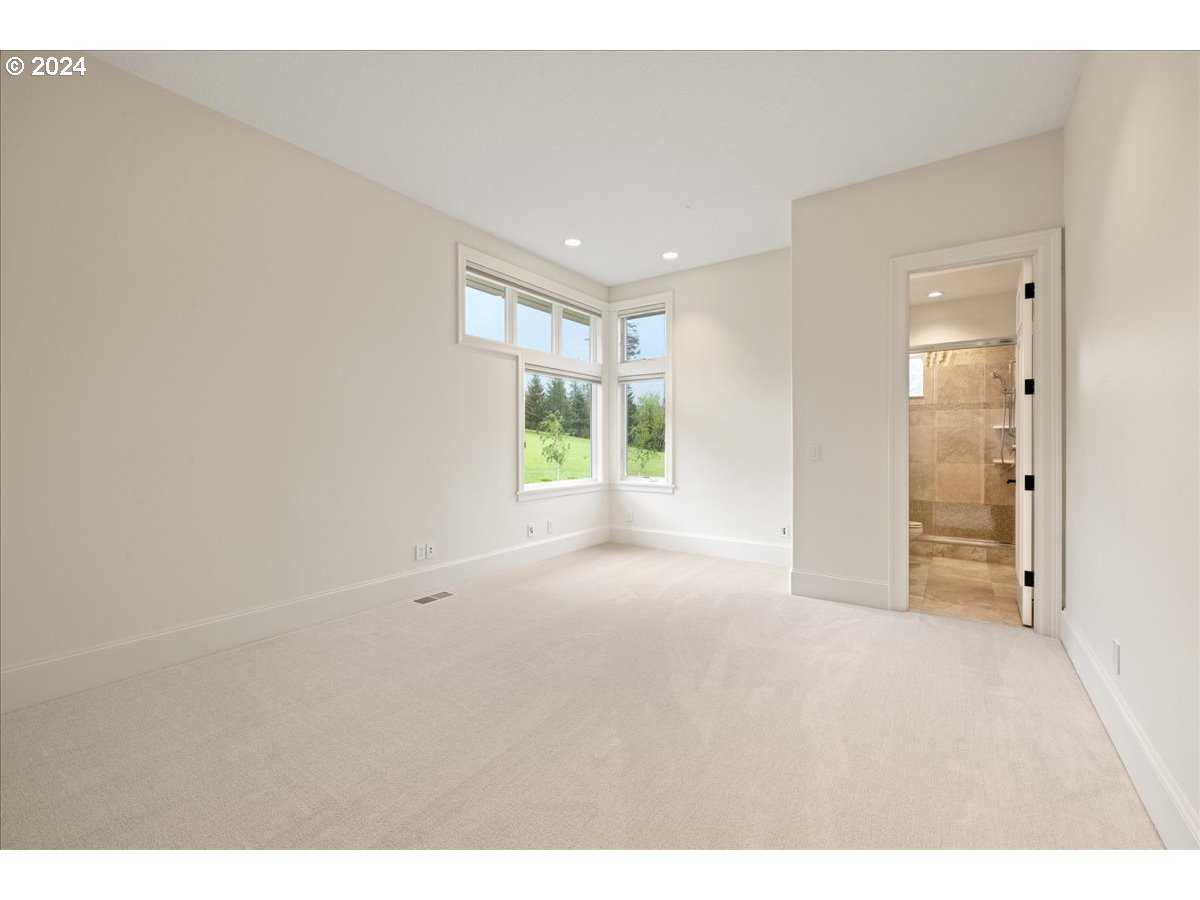 9430 Northwest Kaiser Road Portland, OR 97231 - Photo 33 of 48