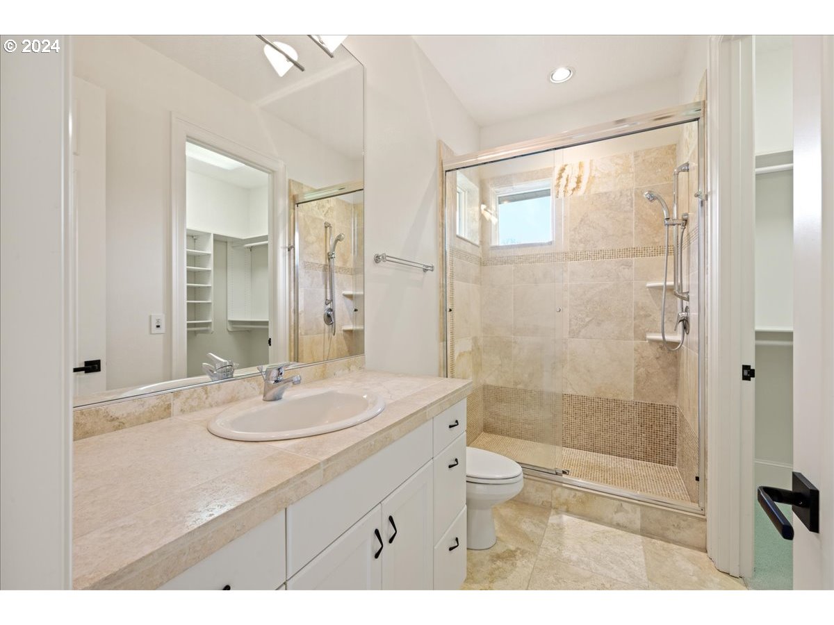9430 Northwest Kaiser Road Portland, OR 97231 - Photo 34 of 48