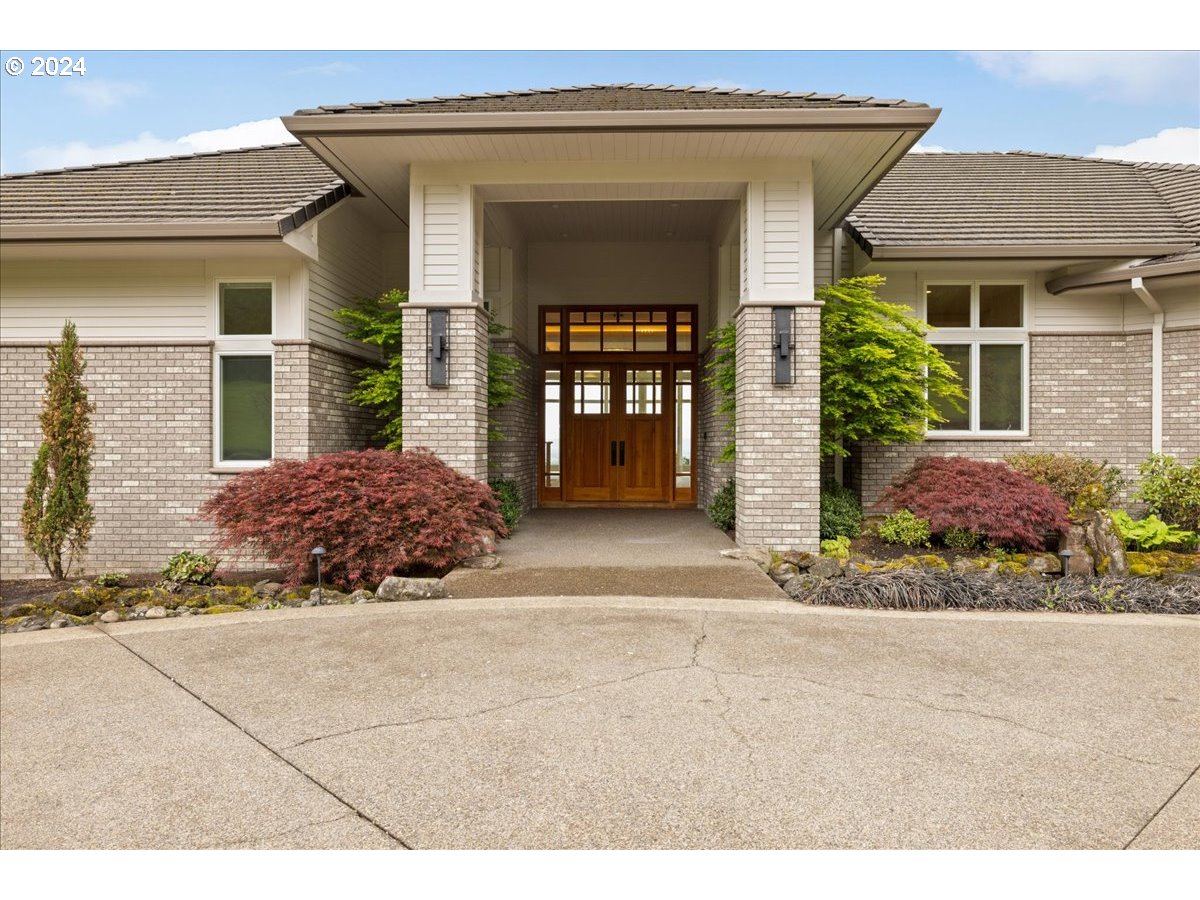 9430 Northwest Kaiser Road Portland, OR 97231 - Photo 9 of 48