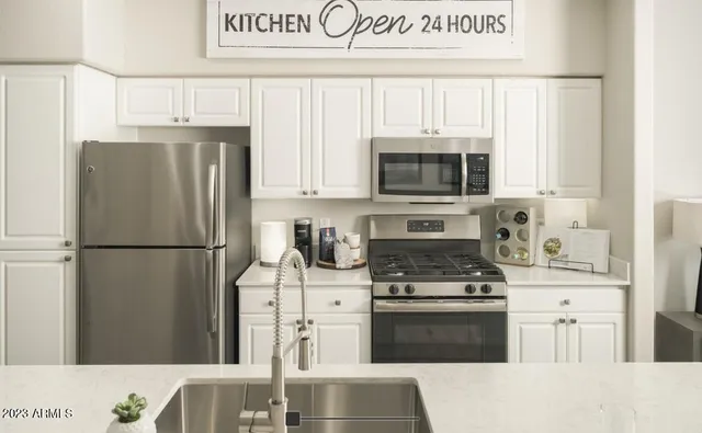 $1,380 | 2910 South Greenfield Road, Unit 1, Gilbert, AZ 85295