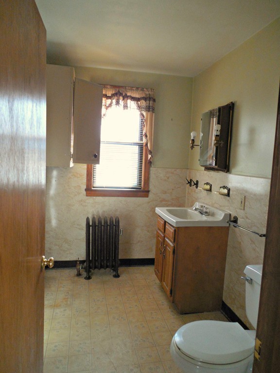 88 West Main Street Ware, MA 01082 - Photo 20 of 25 Gallery Image 20