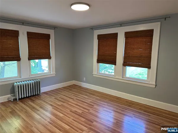 $3,000 | 515 B Farview Street, Unit B, Ridgewood, NJ 07450